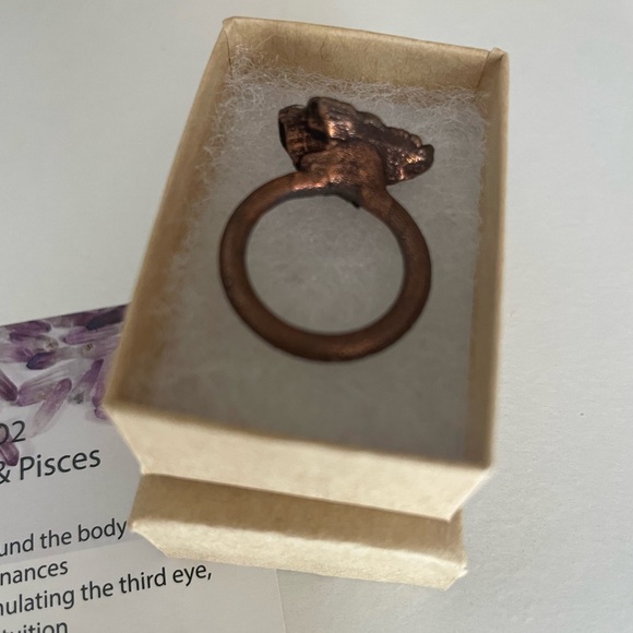 NIB Amethyst raw cut stacking ring by Hawkhouse. Size 4.5 - Picture 4 of 7